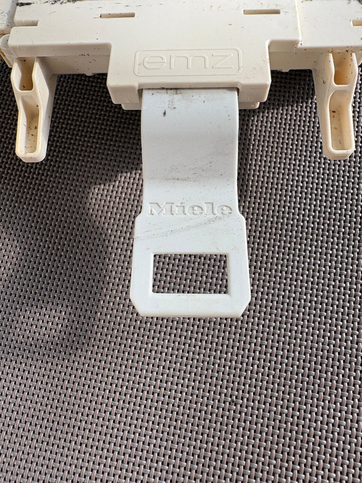 Deurvergrendel-mechanisme voor Miele vaatwasser G5670 SCVi, Ophalen of Verzenden, Zo goed als nieuw