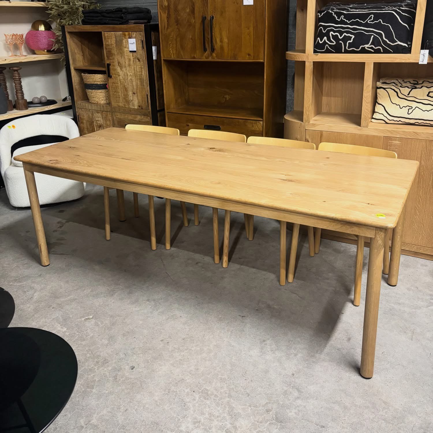 Eettafel Tobago Eiken, 220 x 90cm van Livingfurn, Ophalen