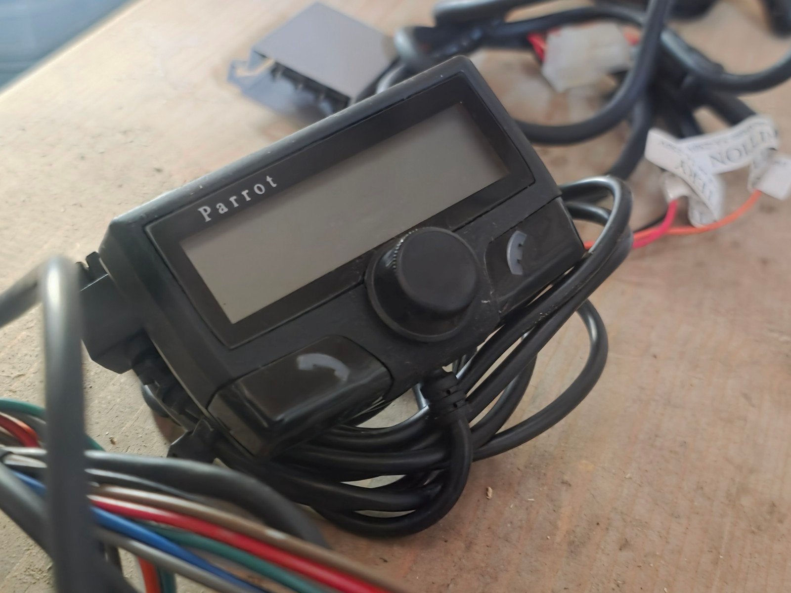 Parrot CK3100N Complete Handsfree Set Carkit, Ophalen of Verzenden, Zo goed als nieuw