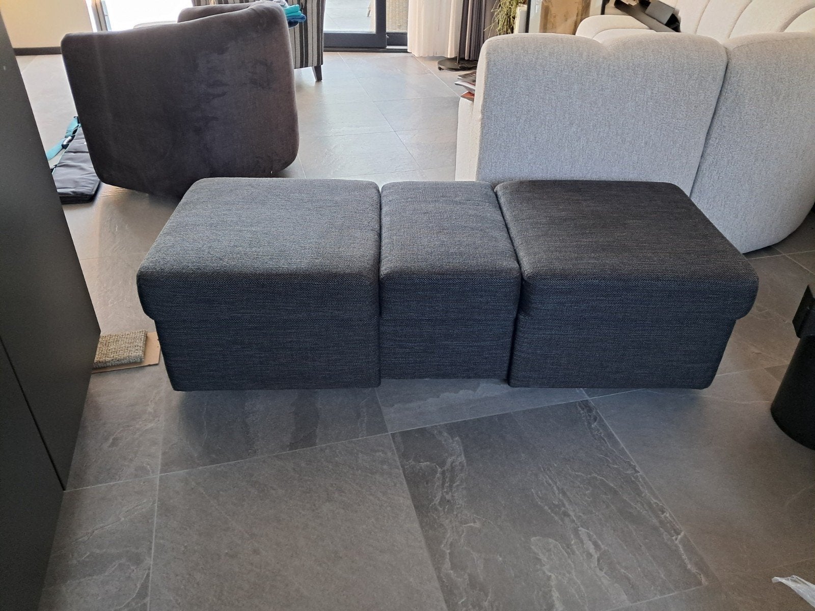 Modulaire poef/voetenbank met opbergruimte en tafelblad, Ophalen, 50 tot 75 cm, Zo goed als nieuw, 100 tot 125 cm