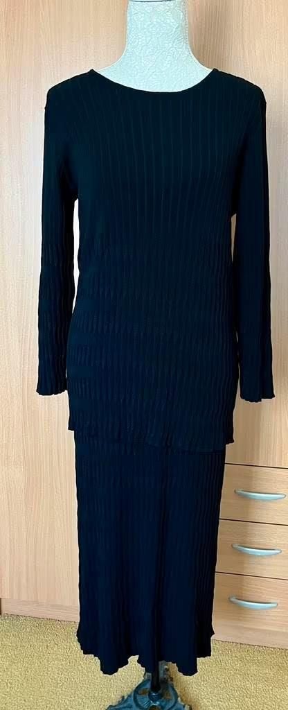 Marks & Spencer trui met bijpassende rok maat 44/46