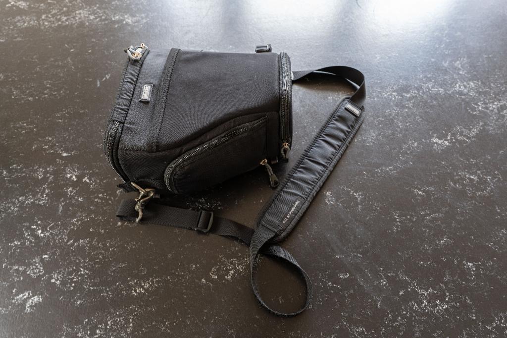 Thinktank Cameratas Digital Holster 20 V2.0, Ophalen, Zo goed als nieuw, Schoudertas, Overige merken