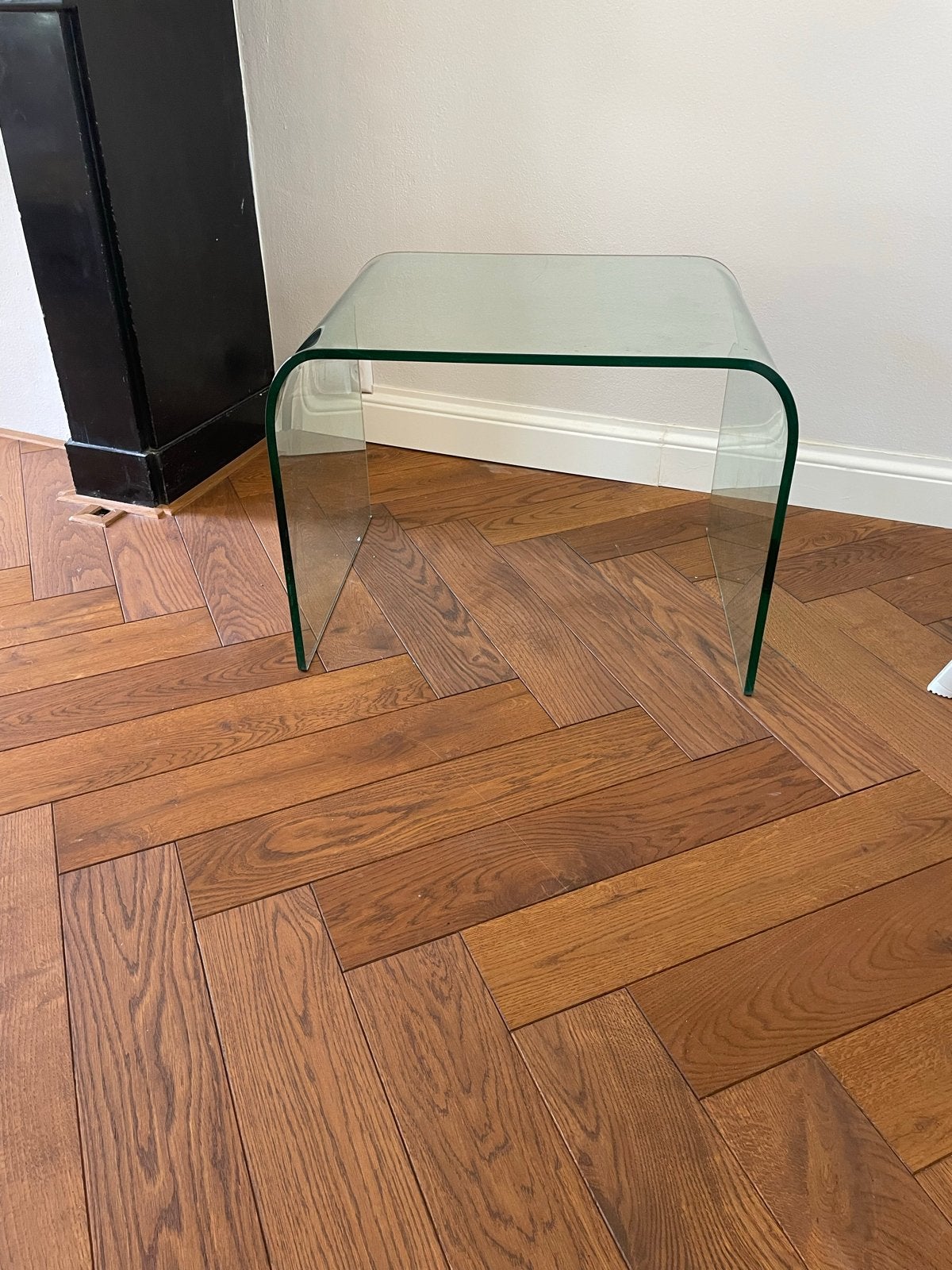 Glazen bijzettafel/krukje - 48x60x46 cm, Gebruikt, 55 tot 75 cm, Glas, Rechthoekig