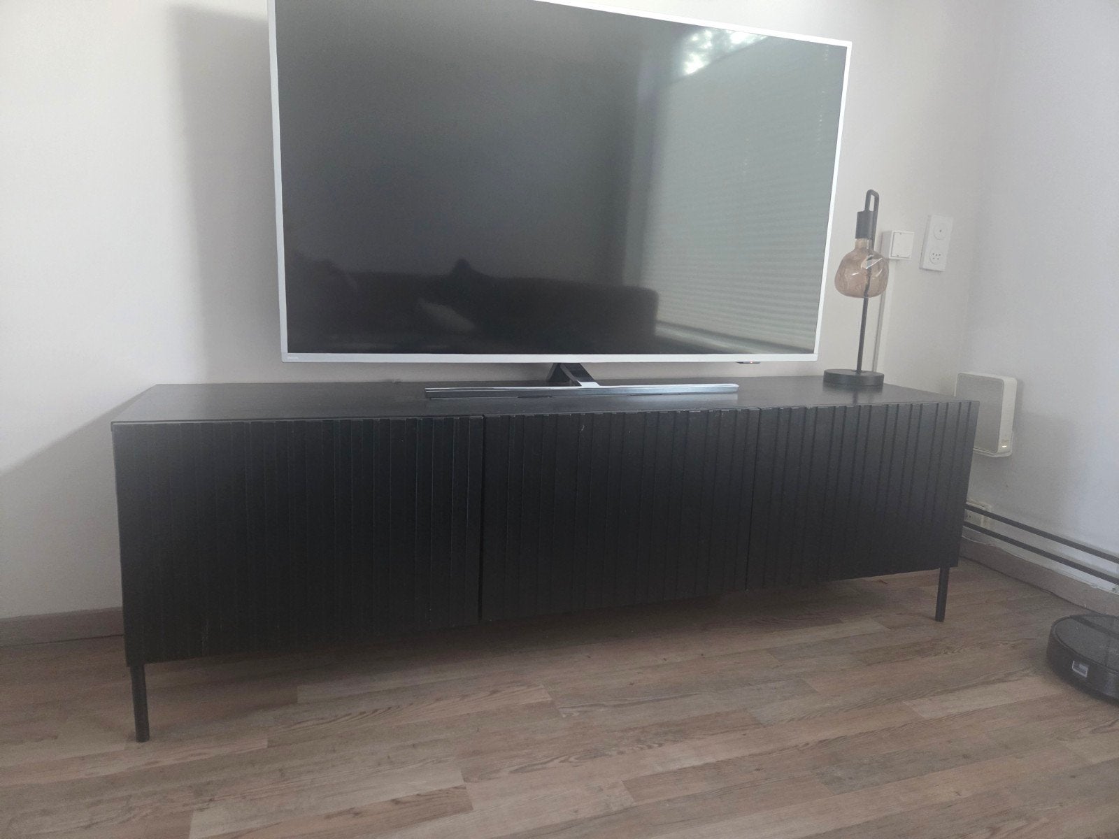 Woood tv-meubel Gravure Grand, Ophalen, Zo goed als nieuw, 25 tot 50 cm, 150 tot 200 cm