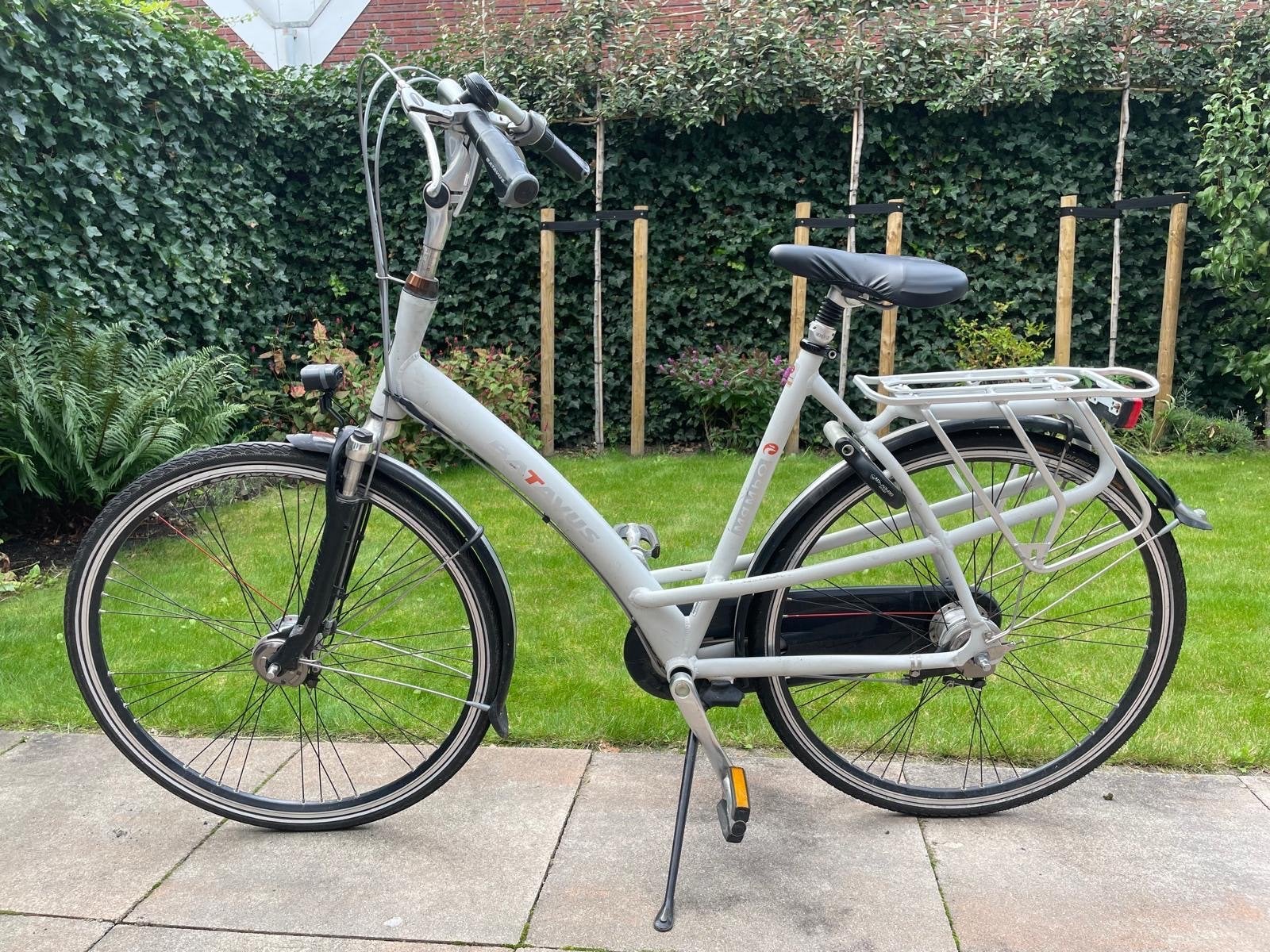 Nette Batavus damesfiets goede banden en werkende remmen, Ophalen, Gebruikt, Batavus