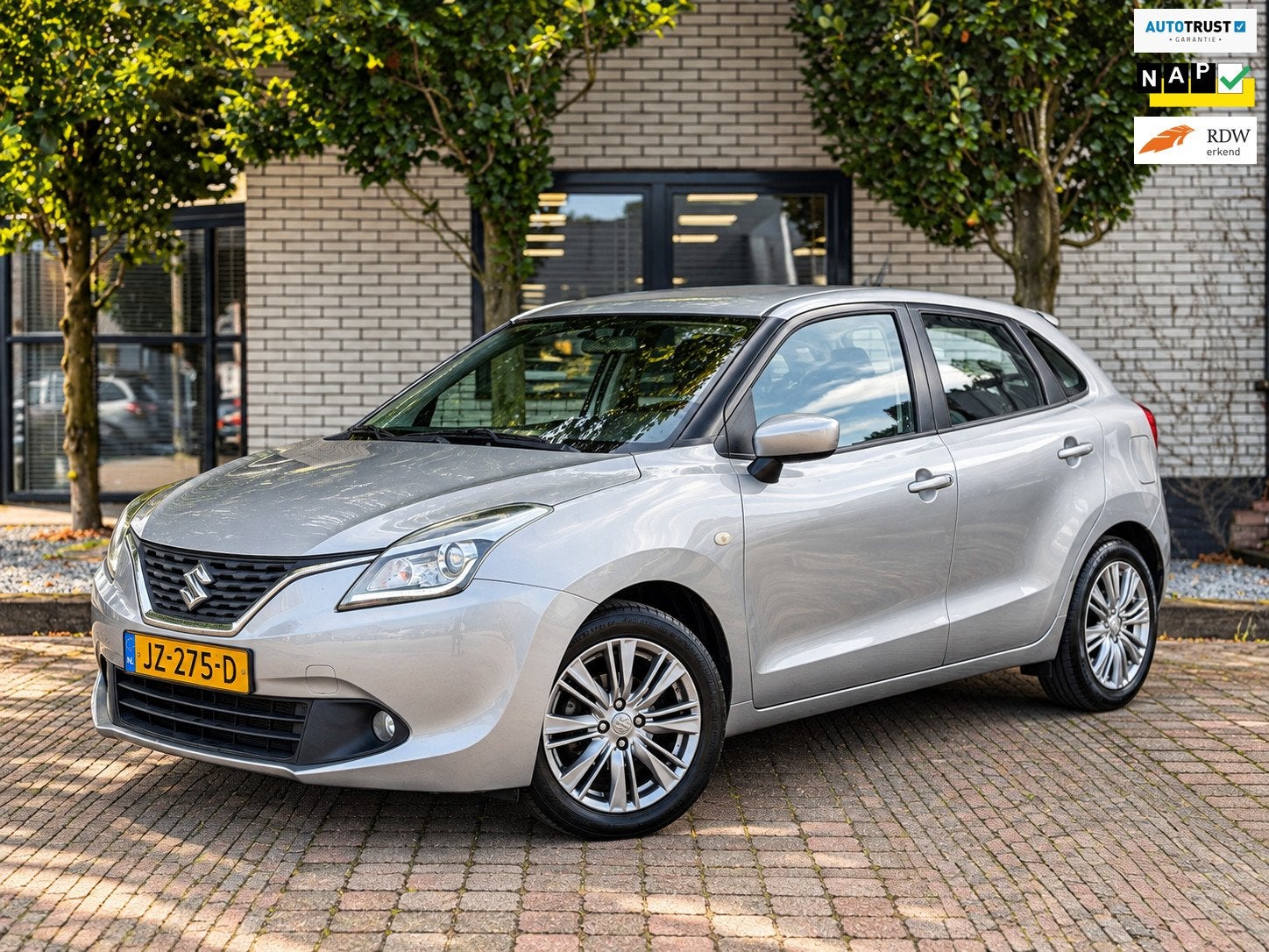 Suzuki Baleno 1.2 Exclusive Xenon|Bluetooth Tel/Audio|LED Da, Auto's, Voorwielaandrijving, Dealer onderhouden, Stof, Gebruikt