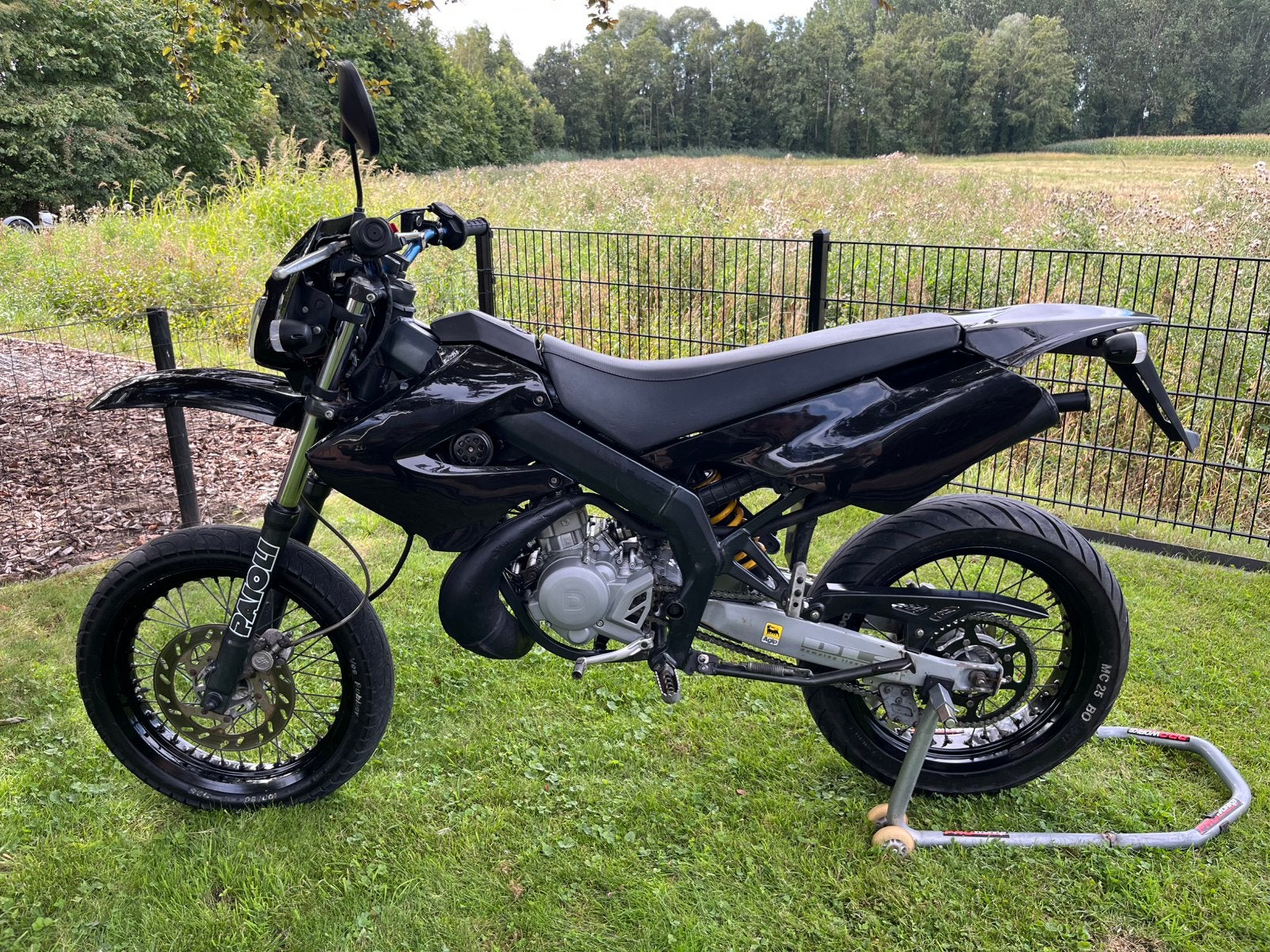 Derbi senda xtreme 2008 schakelbrommer, Fietsen en Brommers, Brommers | Derbi, Ophalen, 6 versnellingen, Zo goed als nieuw, 50 cc