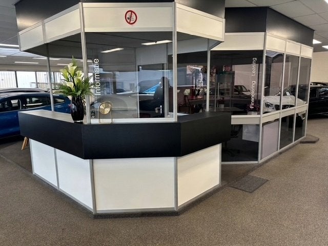 Verkoopkantoor/balie showroom beurs demontabel, Ophalen
