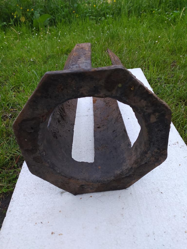 Groot zwaar , metalen grondanker, ingraven, anti diefstal!, Ophalen
