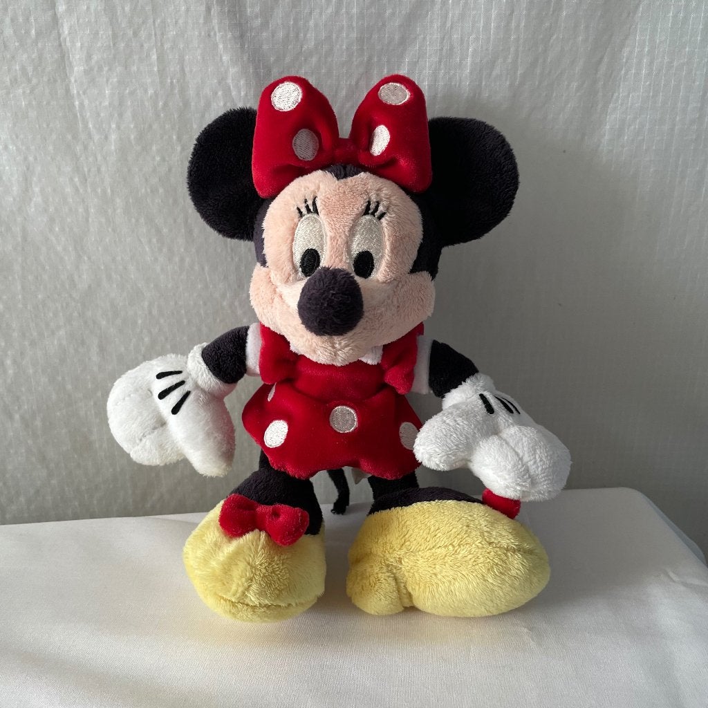 Minnie Mouse knuffel – Disney Store | 23 cm, Ophalen of Verzenden, Overige figuren, Zo goed als nieuw, Knuffel