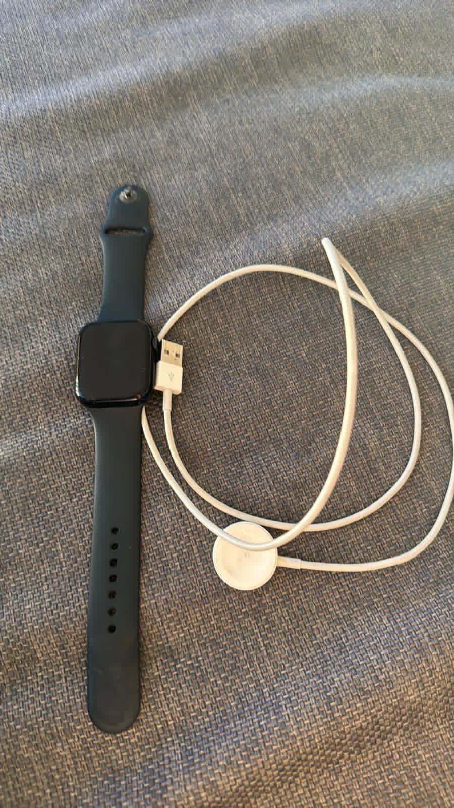Apple watch 8, Ophalen of Verzenden, Zo goed als nieuw, Zwart, IOS