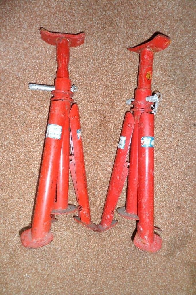 Assteunen - 2000 kg per stuk - Inklapbaar, Auto diversen, Krikken, Ophalen, Zo goed als nieuw, Manueel, Garagekrik