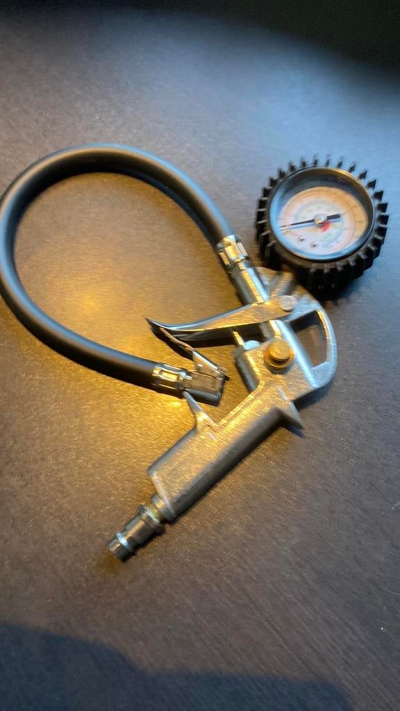 Bandenpomp met manometer, Auto diversen, Auto-accessoires, Ophalen of Verzenden, Nieuw