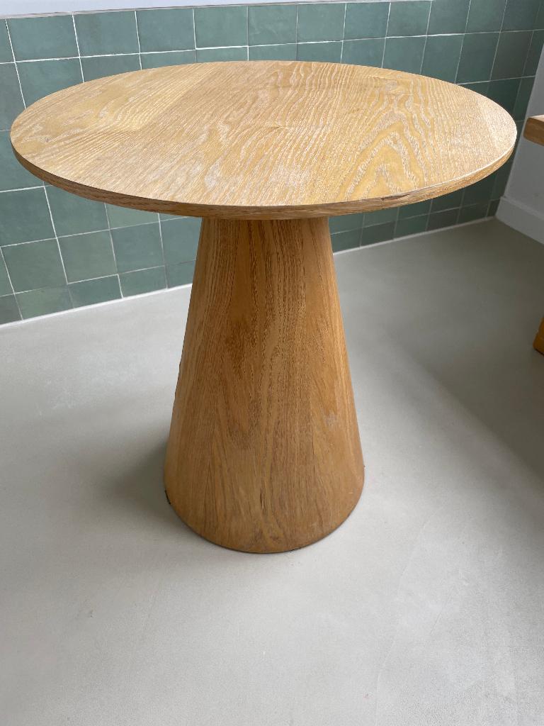 Wooden side table, Ophalen, Zo goed als nieuw, 25 tot 50 cm, Rond