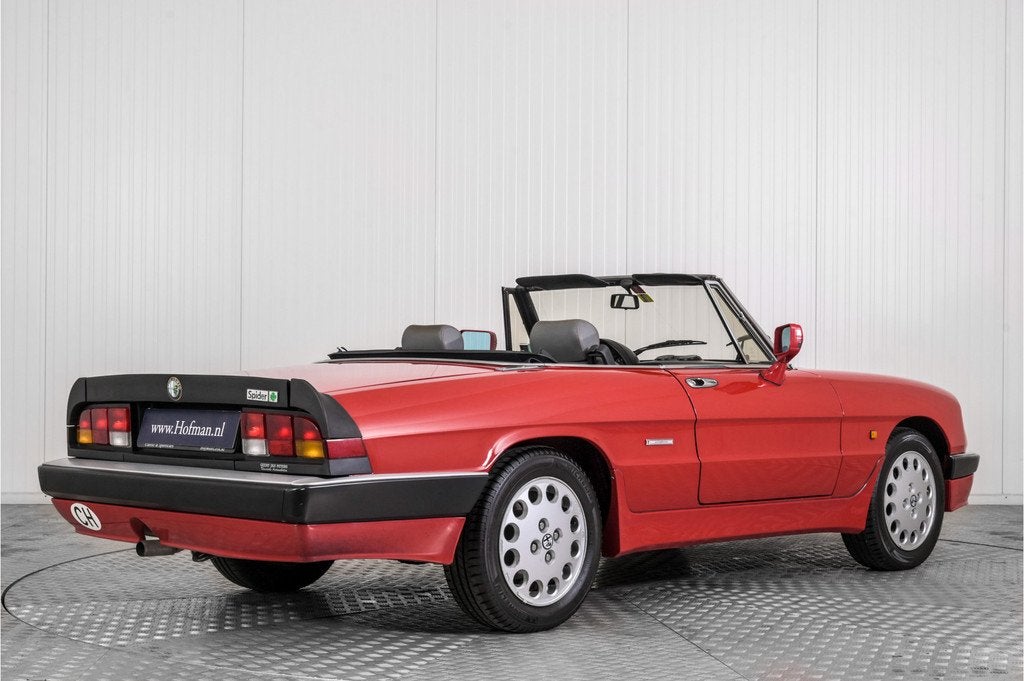 Alfa Romeo Spider 2.0 QV quadrifoglio verde slechts 75.000 K, Auto's, Alfa Romeo, Achterwielaandrijving, Gebruikt, Cabriolet, 400 kg