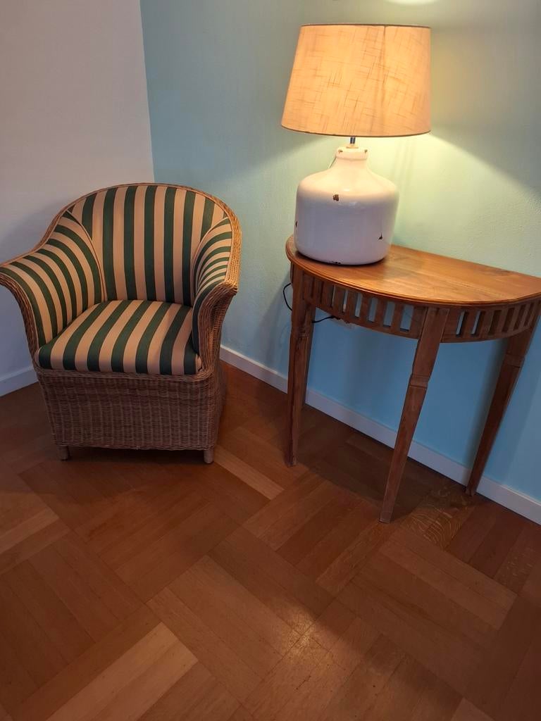 Rotan fauteuil met gestreepte kussens, Ophalen, Gebruikt, Overige kleuren, Stof