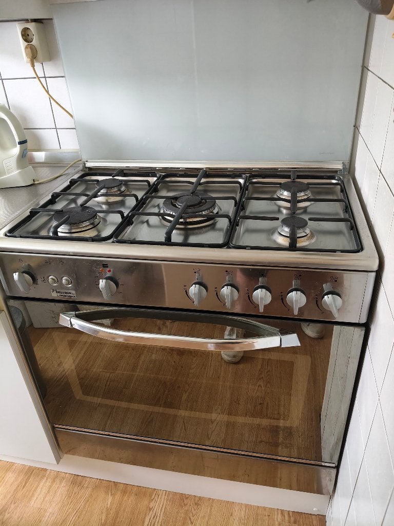 gasfornuis 5 pits met oven en grillfunctie 80cm breed, Ophalen, 60 cm of meer, Grill, Zo goed als nieuw