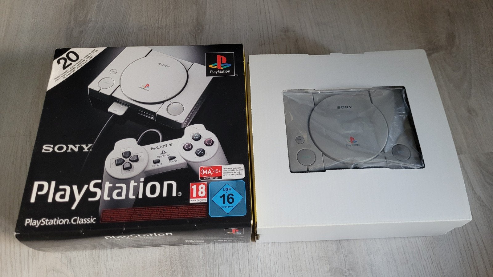 Playstation classic mini, Spelcomputers en Games, Spelcomputers | Sony PlayStation 1, Ophalen of Verzenden, Zo goed als nieuw