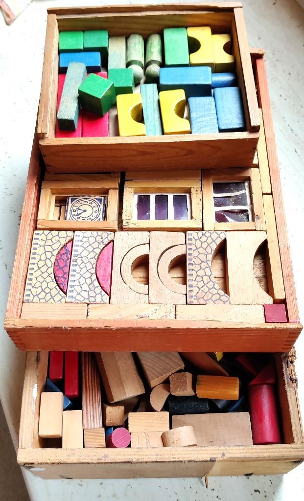 3 vintage blokkendozen met houten bouwstenen - speelgoed, Kinderen en Baby's, Ophalen of Verzenden, Zo goed als nieuw