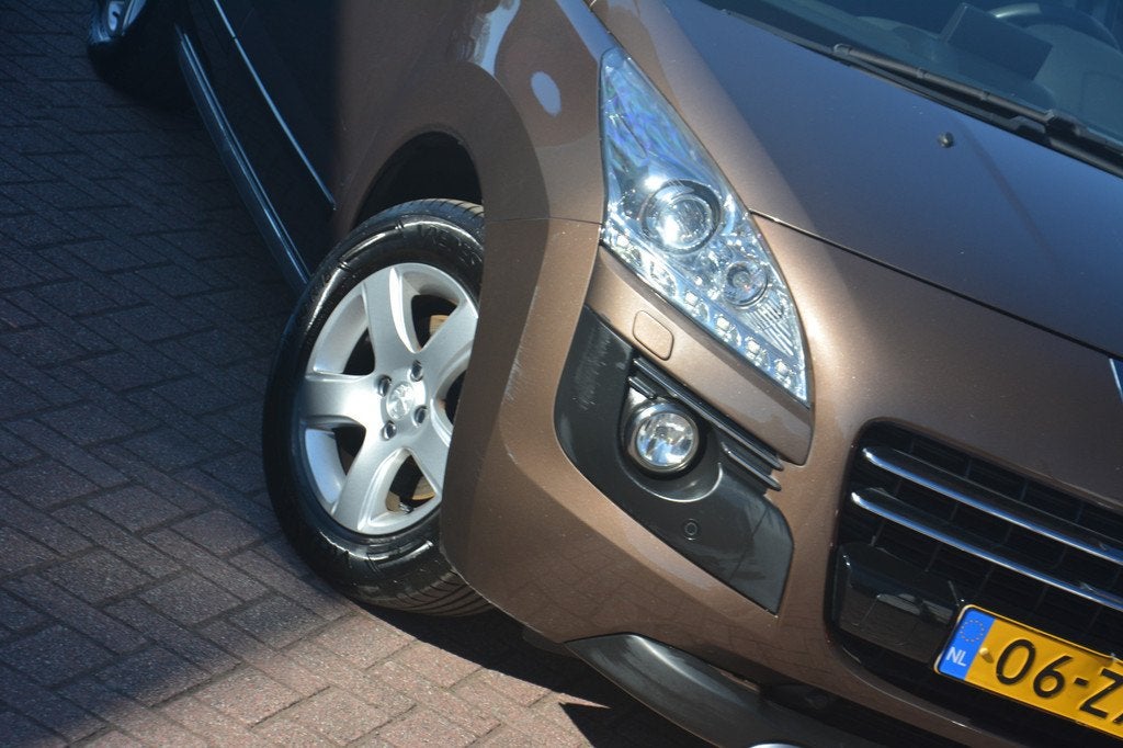 Peugeot 3008 2.0 HDiF HYbrid4 | Navigatie | Bluetooth | Clim, Auto's, Peugeot, Automaat, Euro 5, Stof, Gebruikt