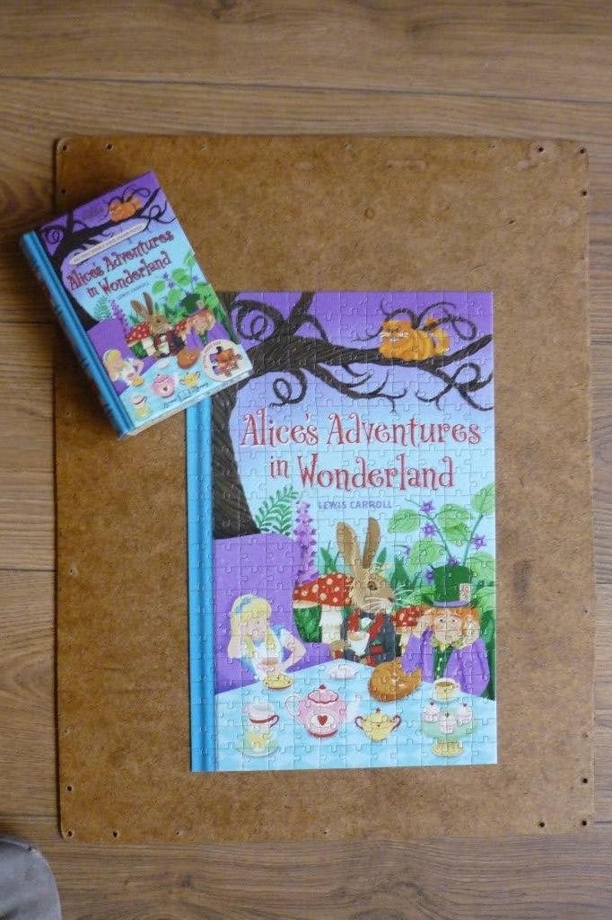 Proffessor puzzle ''ALICE'S ADVERTURES IN WONDERLAND'' 252st, Ophalen, Minder dan 500 stukjes, Zo goed als nieuw, Legpuzzel