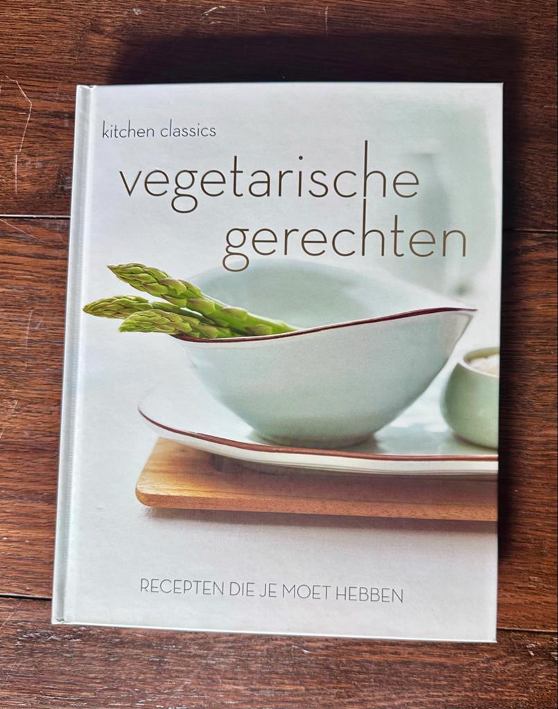 Vegetarische Gerechten - Kitchen Classics Kookboek, Boeken, Vegetarisch, Voorgerechten en Soepen, Ophalen of Verzenden, Zo goed als nieuw