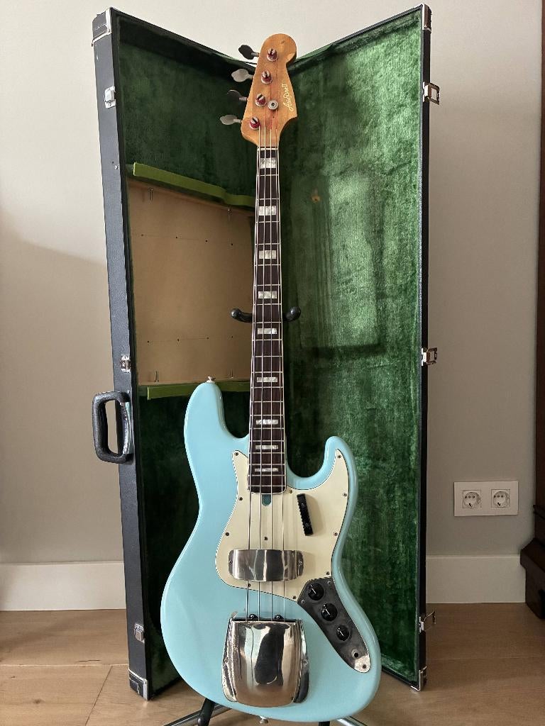 Aria Pro II Primary Bass (1979) met Fender PV '64 Pickups, Muziek en Instrumenten, Ophalen, Gebruikt, Elektrisch