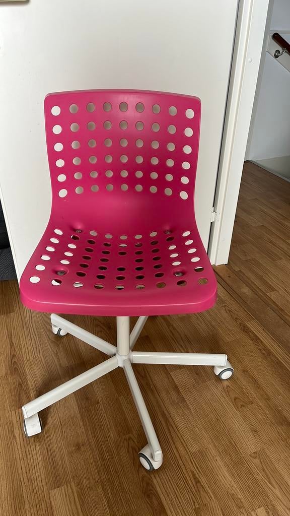 Kinder bureaustoel, Huis en Inrichting, Bureaustoelen, Ophalen, Gebruikt, Roze, Bureaustoel