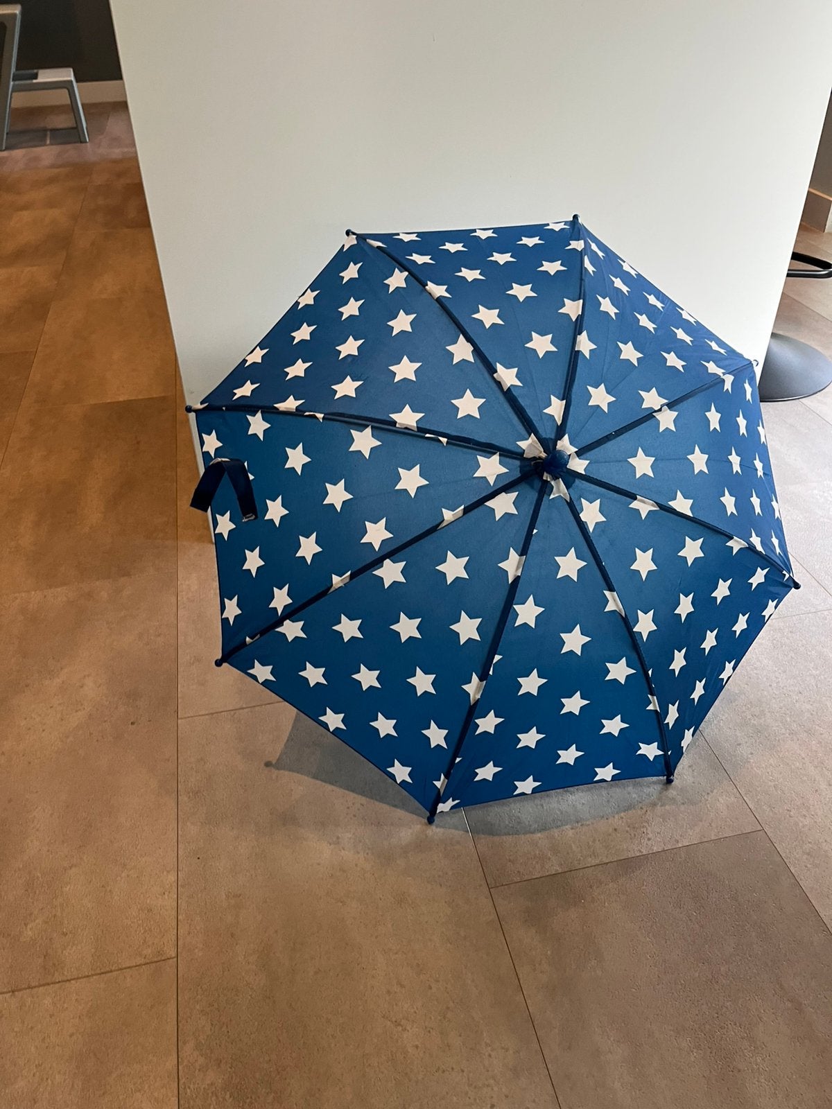 Kinderparaplu blauw met stippen, Ophalen, Zo goed als nieuw, Blauw