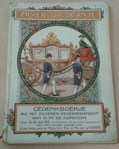 zilver op oranje gedenkboekje uit 1923, Ophalen of Verzenden, Gebruikt, Nederland, Tijdschrift of Boek