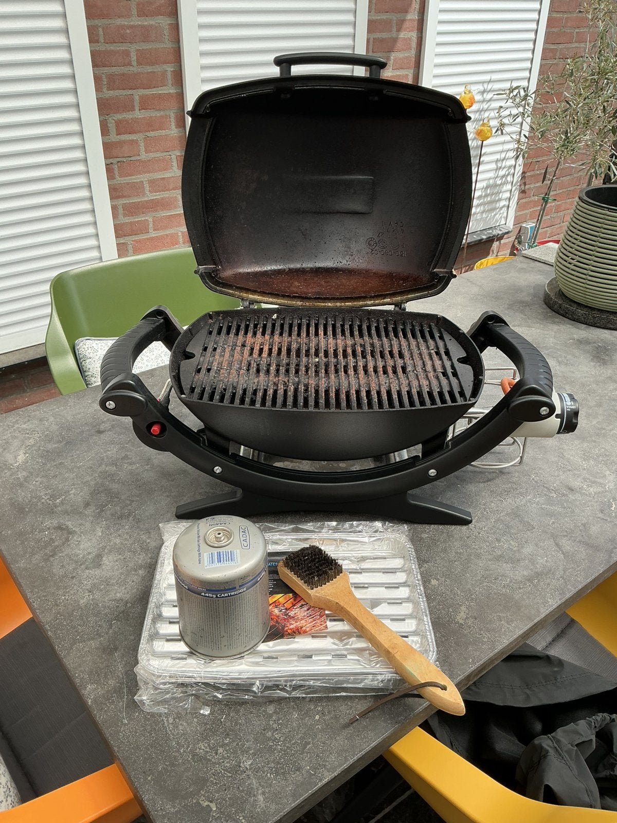 Weber Q1200 gasbarbeque tafelmodel met afdekhoes MOET WEG!, Ophalen, Gebruikt