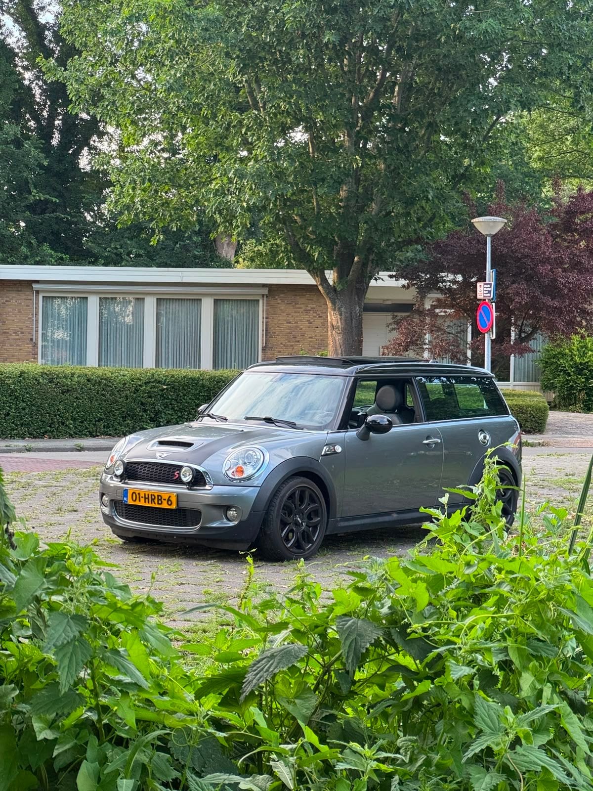 Mini Clubman 1.6 128KW 2009 Grijs, Auto's, Mini, Voorwielaandrijving, 4 cilinders, 4 stoelen, Origineel Nederlands