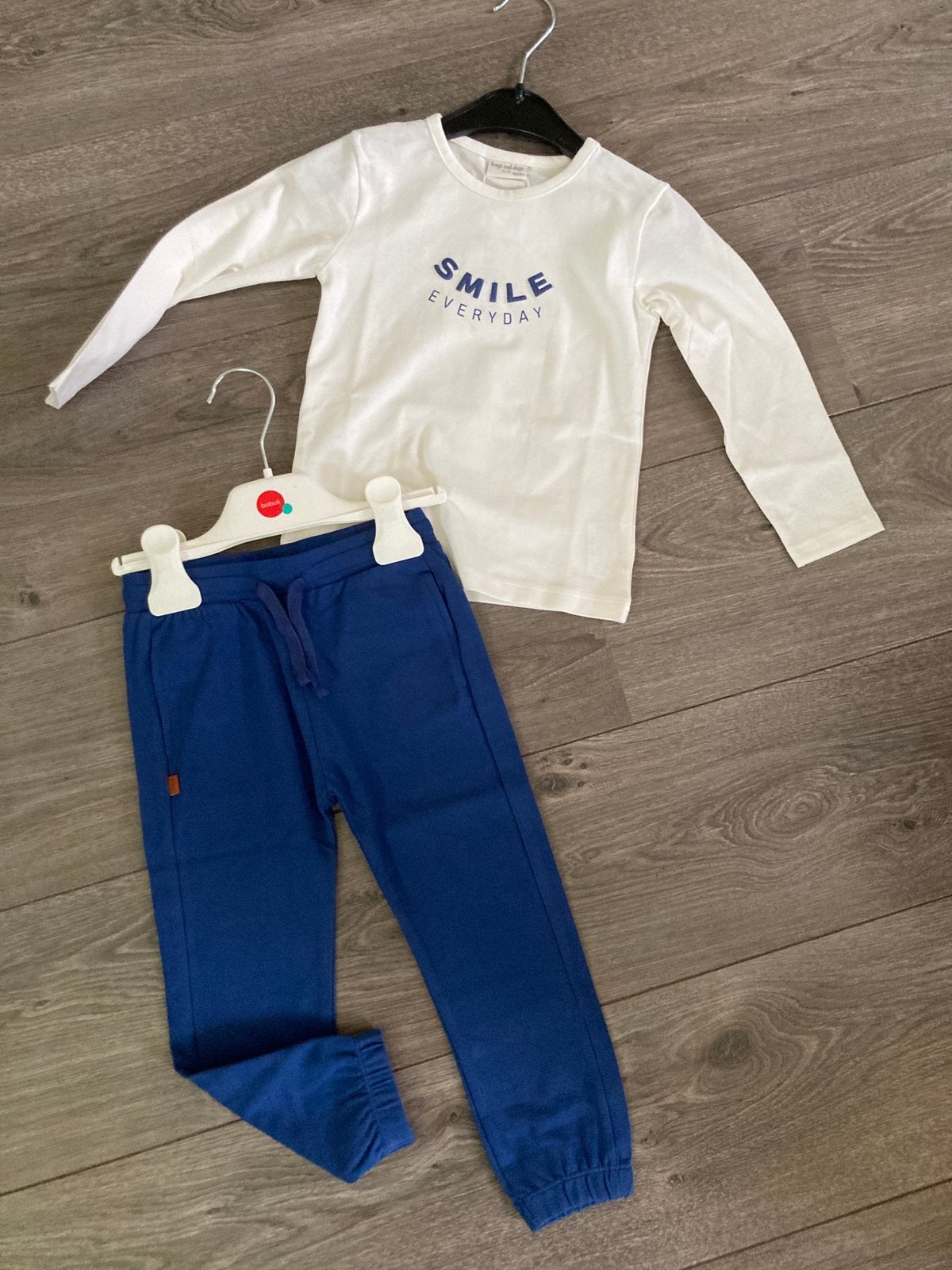 FROGS AND DOGS setje nieuw mt 92, Kinderen en Baby's, Kinderkleding | Maat 92, Ophalen of Verzenden, Nieuw, Jongen, Setje