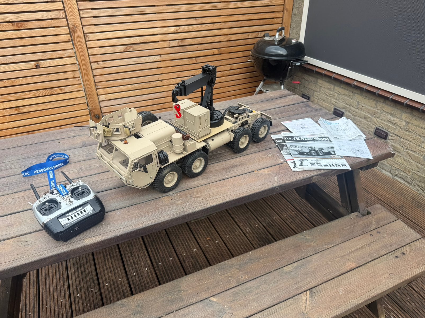 RC truck crawler 1:12 HG - P801 kraan geluid en verlichting, Ophalen, Zo goed als nieuw, Overige schalen, Onderdeel