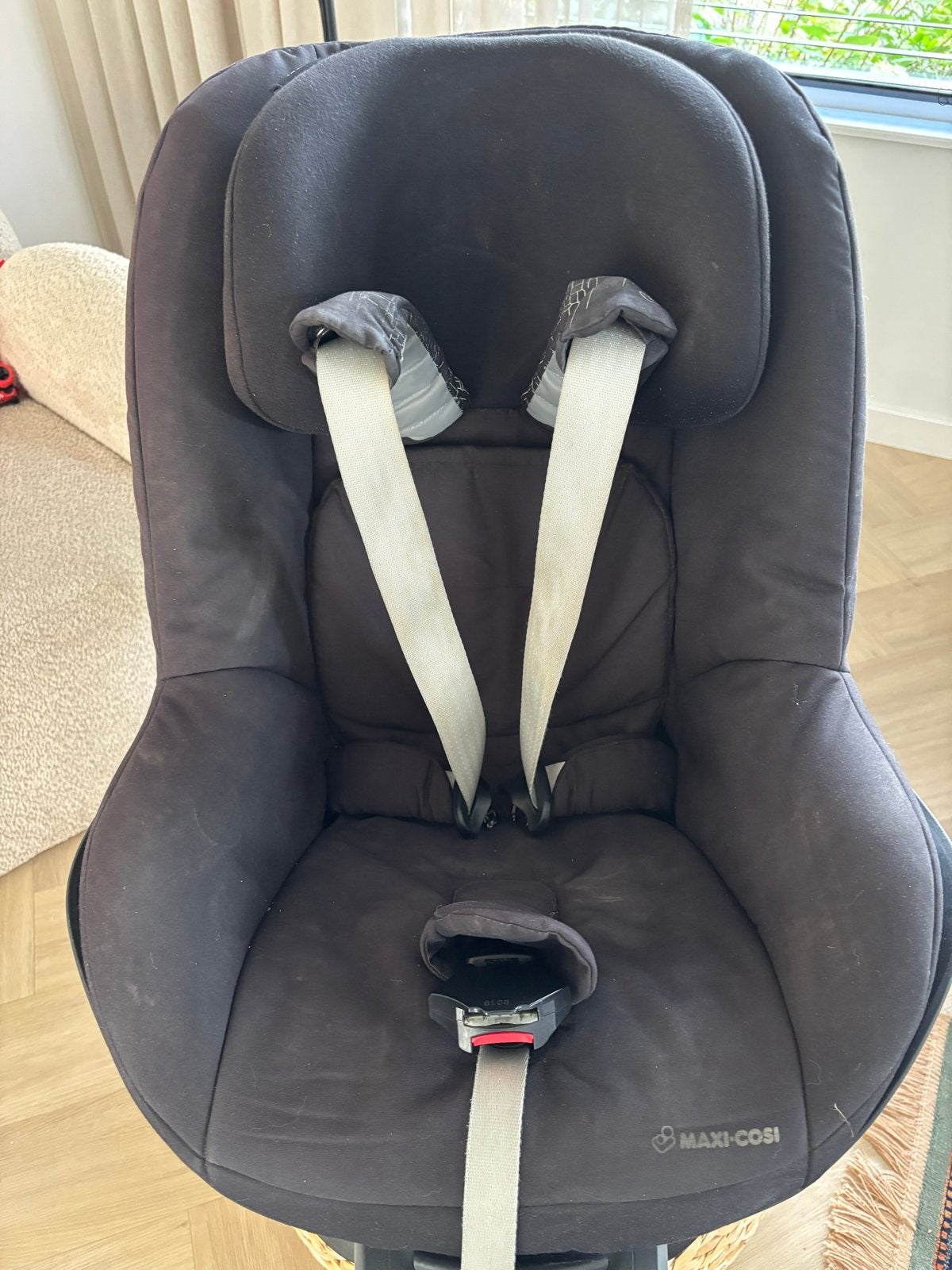 Maxi-Cosi Pearl autostoel met FamilyFix base, Ophalen, Gebruikt, Verstelbare rugleuning, 9 t/m 18 kg