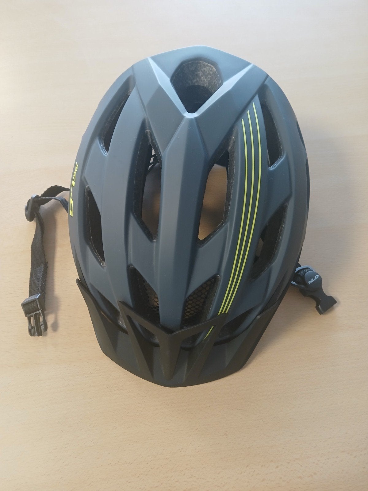 Helm merk XLC maat 53-58 cm 20.00  euro, XCL, M, Ophalen of Verzenden, Zo goed als nieuw