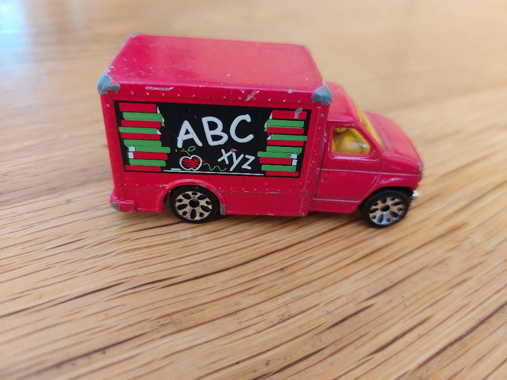 Matchbox Ford Box Truck, Ophalen of Verzenden, Bus of Vrachtwagen