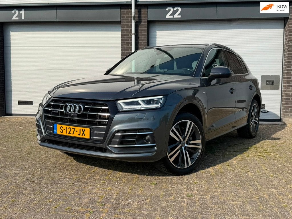Audi Q5 55 TFSI e quattro Competition 3x S-line Full option, Auto's, Automaat, 2005 kg, 4 cilinders, Bedrijf