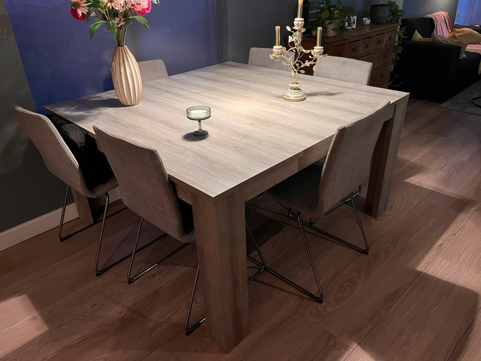 GRATIS Eettafel met 6 stoelen, Huis en Inrichting, Tafels | Eettafels, Ophalen, Vierkant, Zo goed als nieuw, Vijf personen of meer