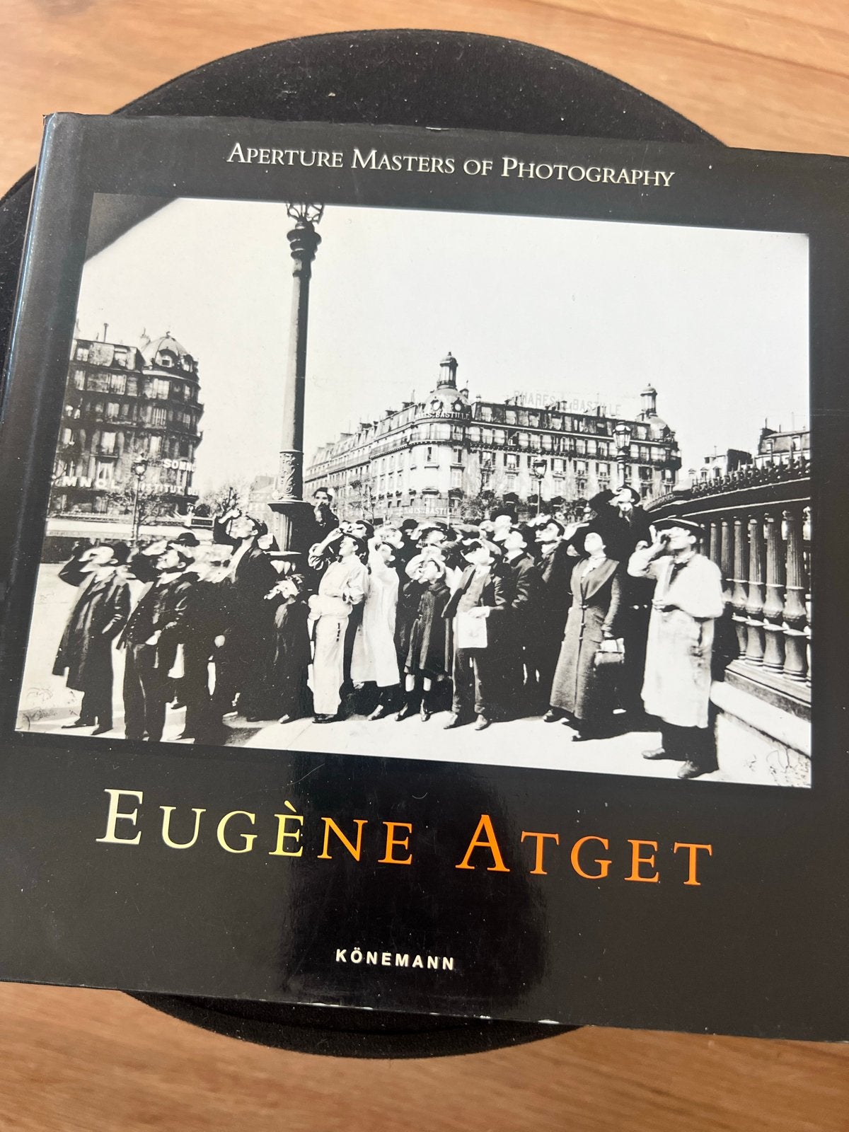 Eugène Atget - Aperture Masters of Photography, Ophalen of Verzenden, Zo goed als nieuw, Fotografie algemeen