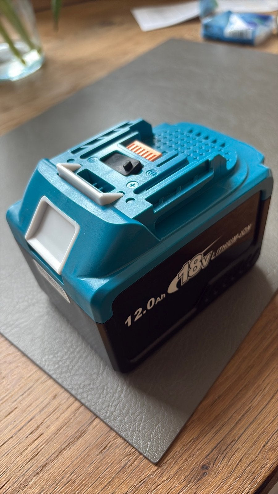 Bijna gratis vervangende makita accu batterij 12.0, Ophalen, Zo goed als nieuw