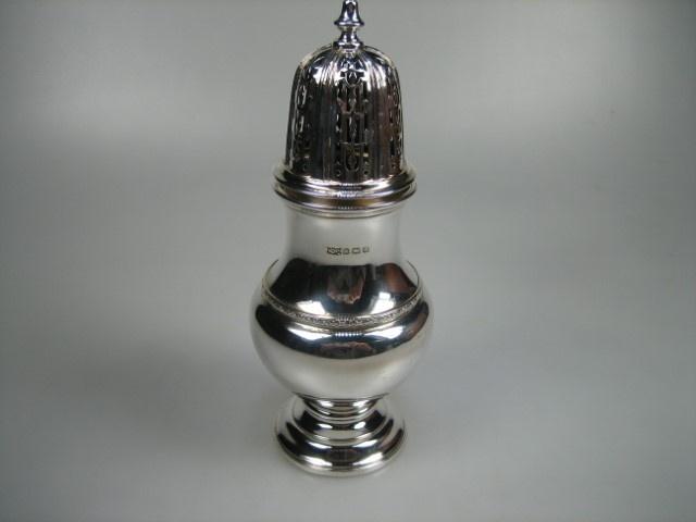Antieke Sterling Zilveren Suiker Strooier uit ca. 1932, Antiek en Kunst, Verzenden, Zilver