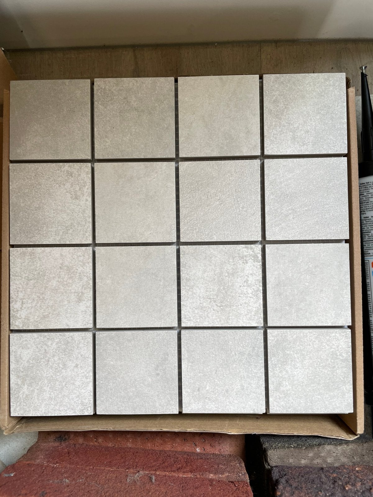 Tegels 60x60 f es essen ash.4.44m2+30x30 kleine 0,90m2, Ophalen, Nieuw, Vloertegels