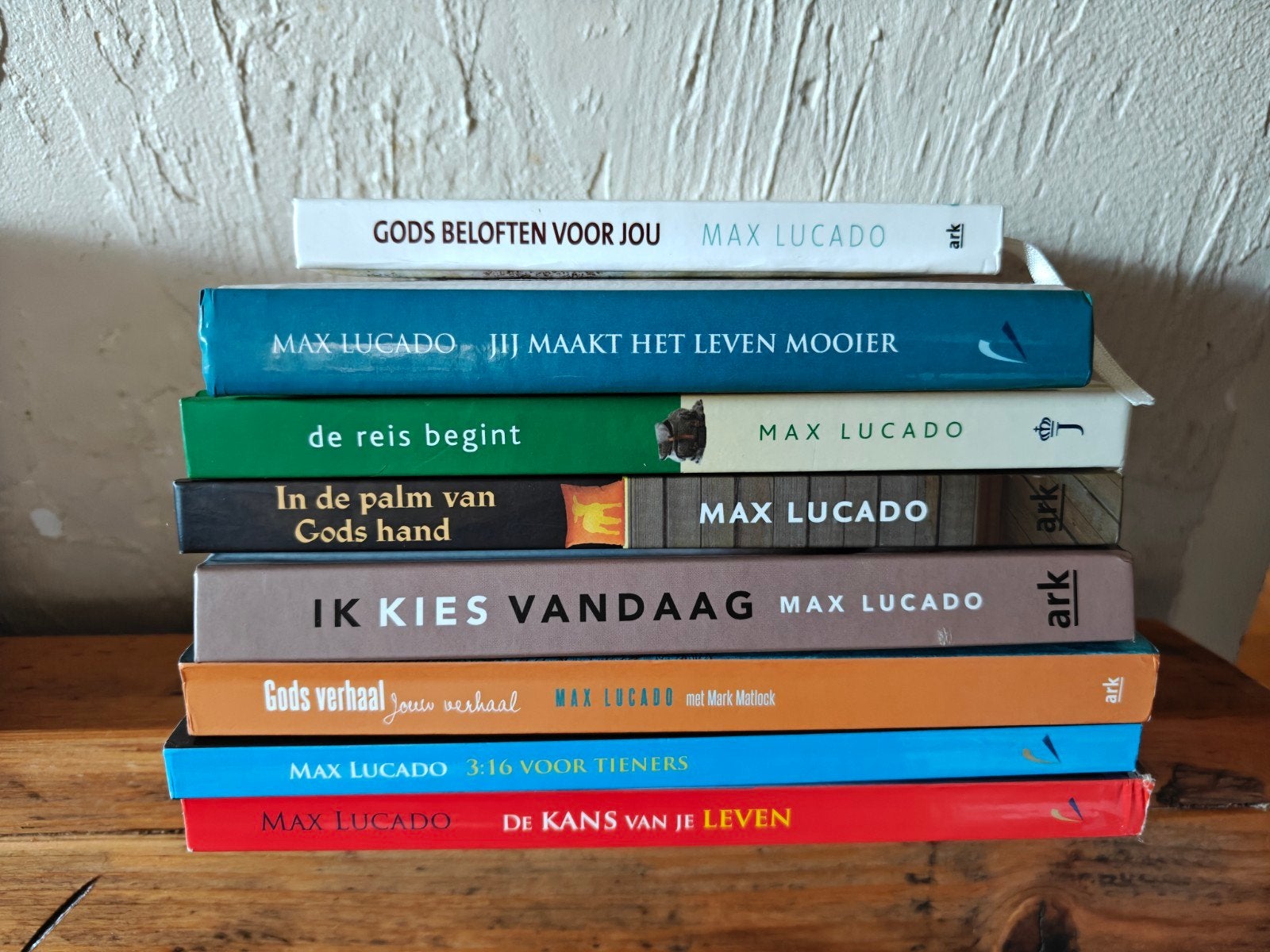 8 Boeken voor jongeren van Max Lucado., Ophalen of Verzenden, Zo goed als nieuw