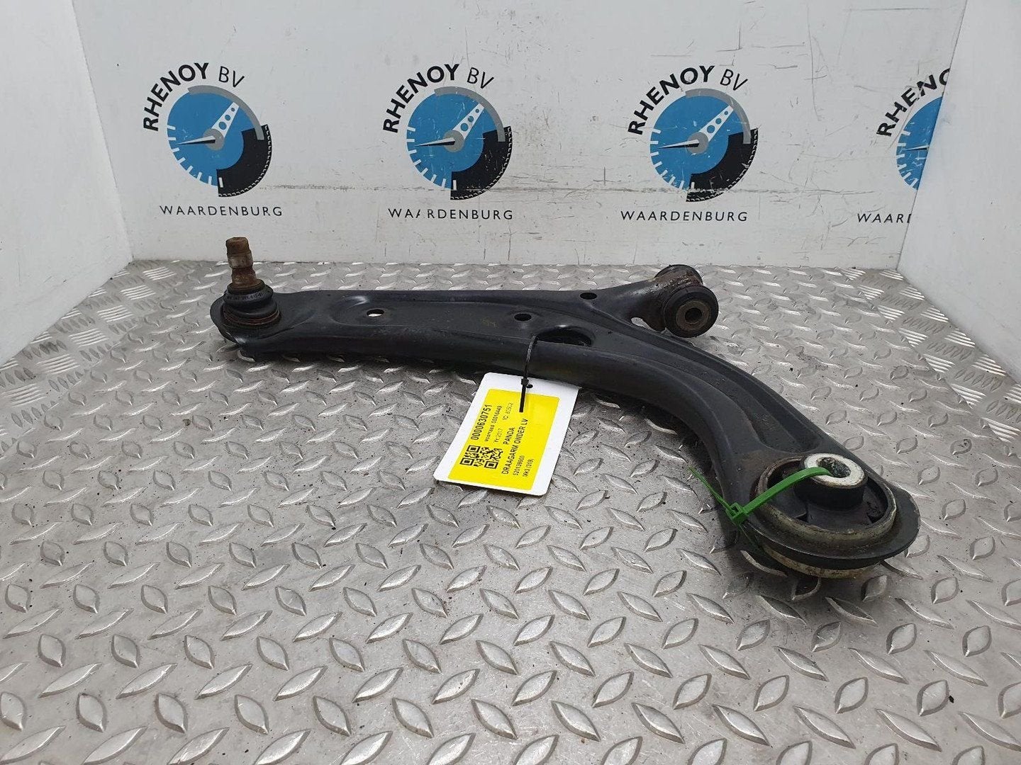 FIAT PANDA 0.9 TwinAir Popstar  DRAAGARM ONDER LV 2017, Ophalen of Verzenden, Gebruikt, Stiba lid
