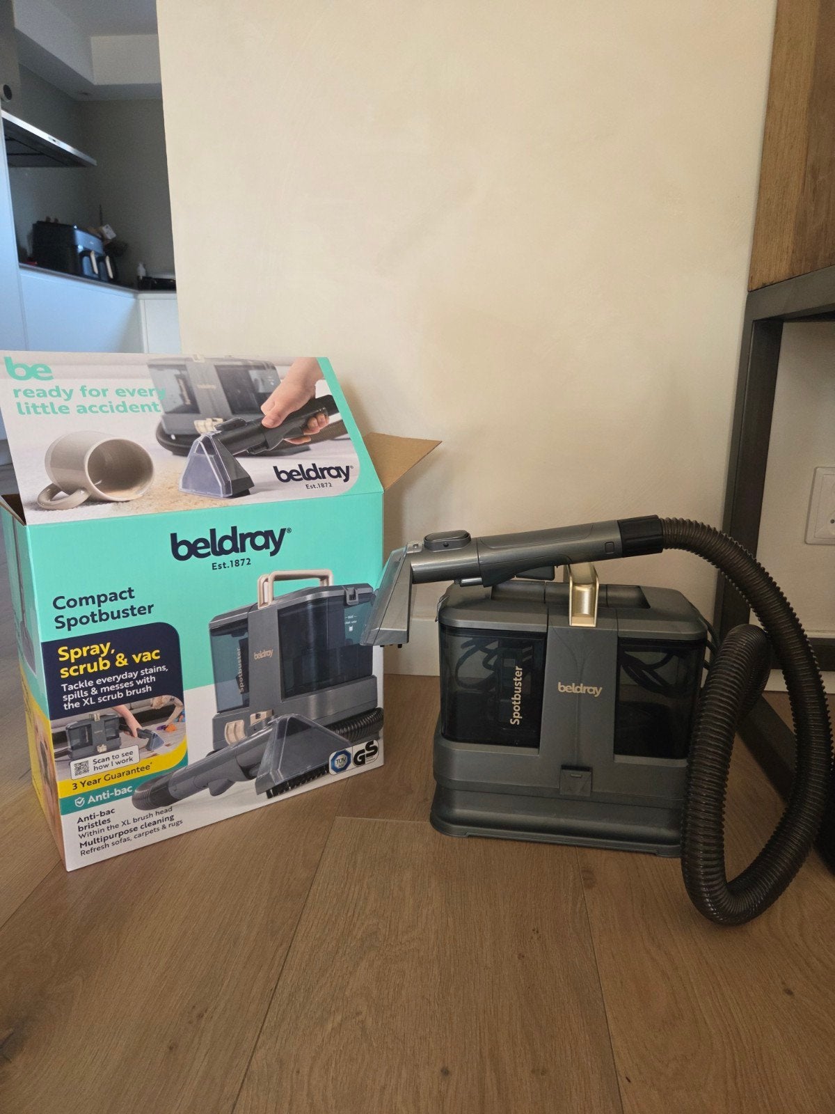 Beldray Compact Spotbuster - Vlekkenreiniger, Overige merken, Nieuw, Vloerreiniger, Reservoir
