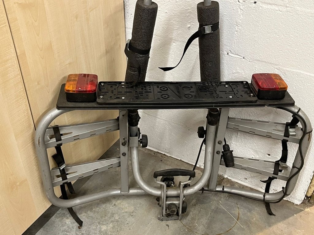 Fietsdrager kantelbaar voor standaard fietsen, Auto diversen, Ophalen, 2 fietsen, Gebruikt, Trekhaakdrager