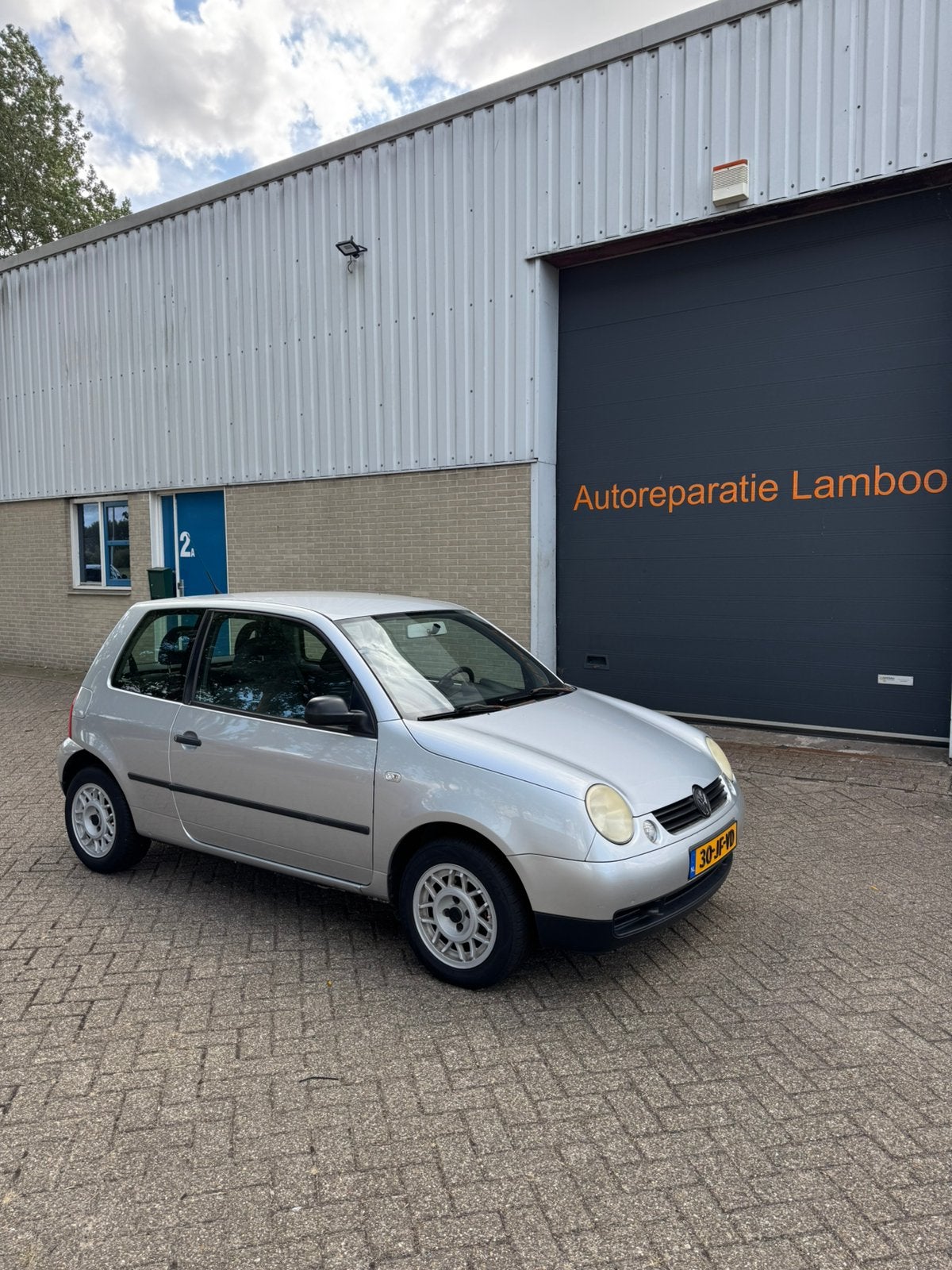 Volkswagen Lupo 1.4 - 2002 - Scherm - APK 12/26, Auto's, Volkswagen, Voorwielaandrijving, 4 cilinders, 4 stoelen, Origineel Nederlands