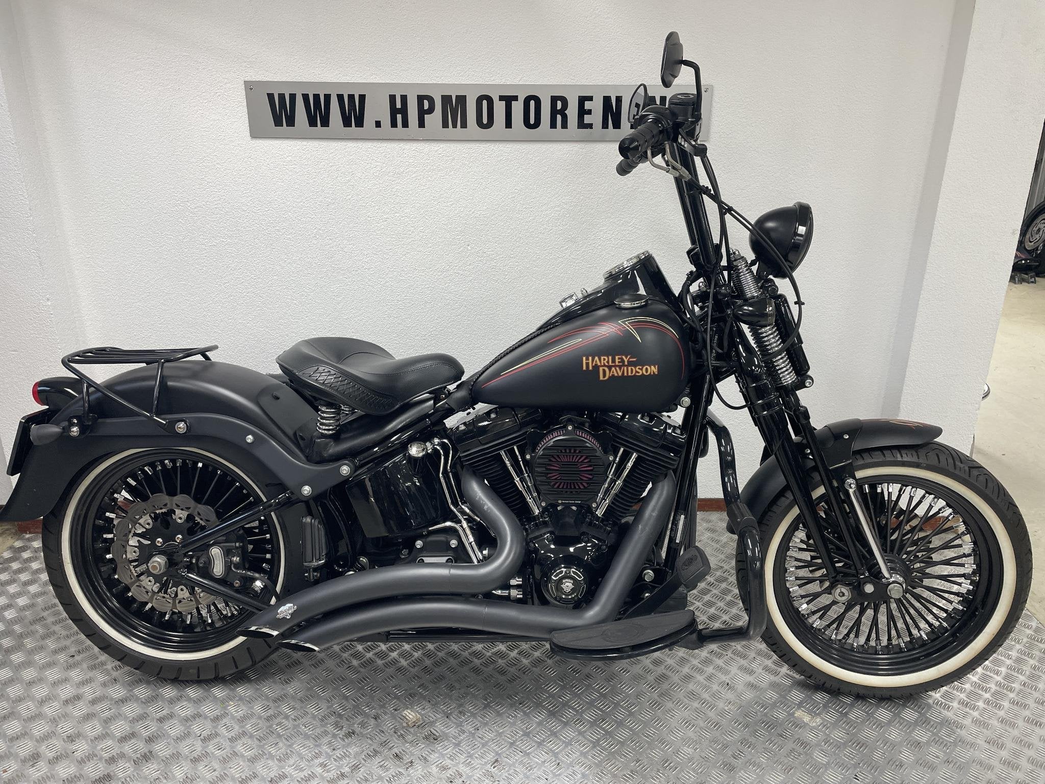 Harley Davidson FLSTSB CROSSBONES CROSS BONES 1594 BOVAGGARA, Motoren, Motoren | Harley-Davidson, Laan van Vredenoord 33
2289 DA  Rijswijk, NL