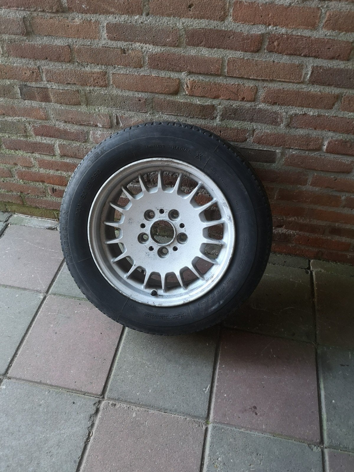 BMW lichtmetalen kroonkurk (reservewiel), Ophalen of Verzenden